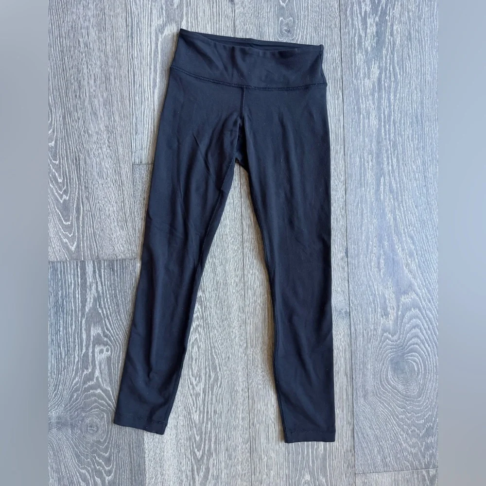 Lululemon Wunder Under Pant Low Rise in Black Size 2